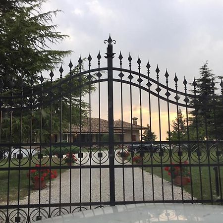 Agriturismo Ca Mignone أوربينو المظهر الخارجي الصورة